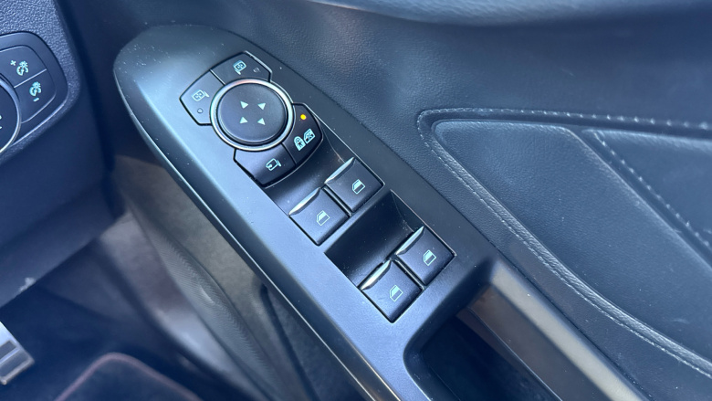 Ford Focus 1.0 EcoBoost Hybrid mHEV 155 ST-Line X Edition 5dr Petrol Hatchback